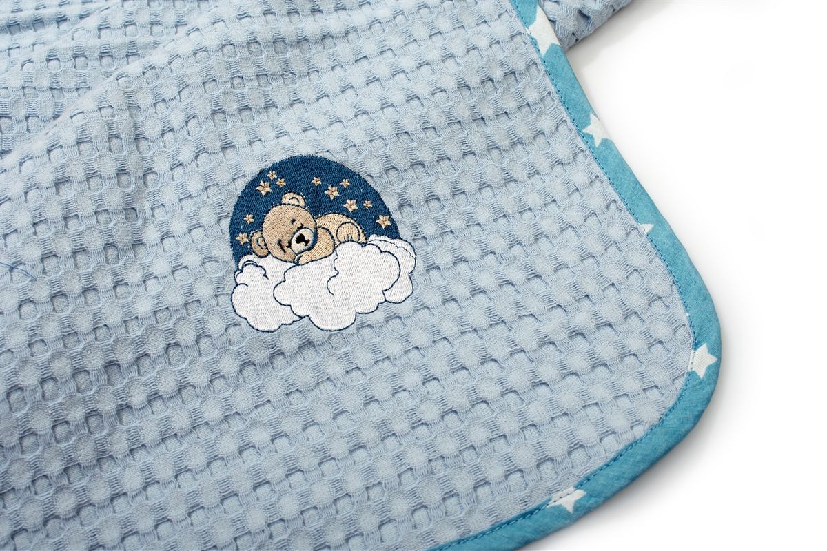 Κουβέρτα Πικέ Με Κέντημα bebe Cloudy Bear 175 100X160 Sky Blue 100% Cotton
